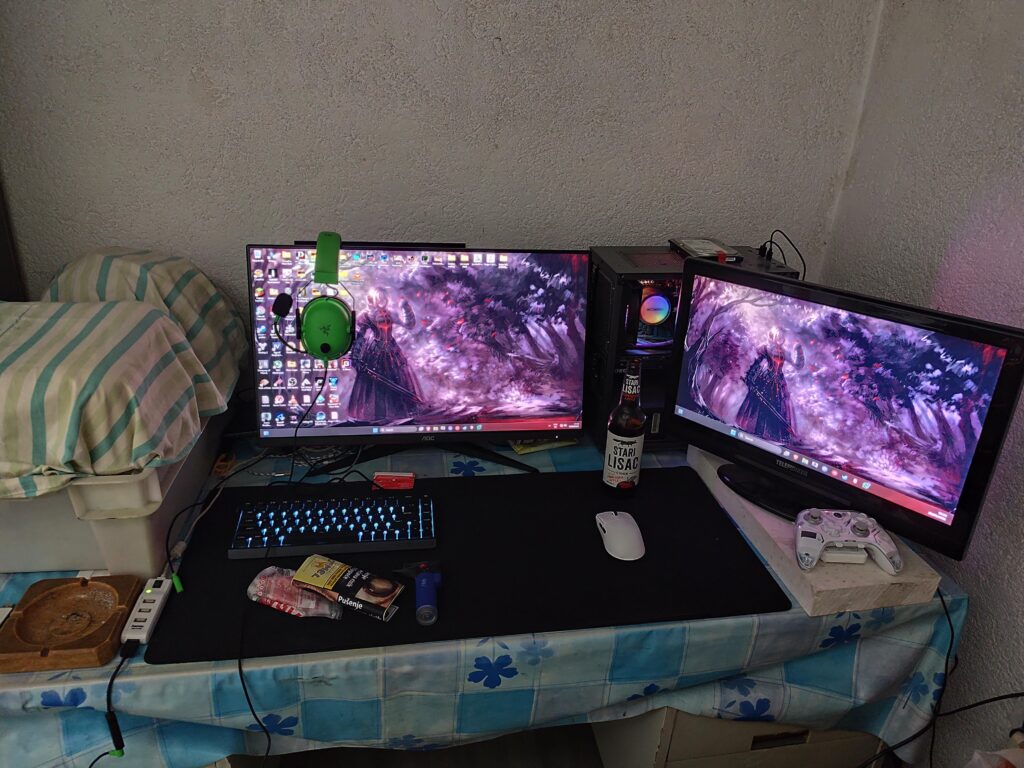 Roast my setup,it can get much worse than this