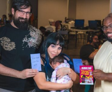 Five Days After Giving Birth, A Woman Won A Mortal Kombat Tournament While Holding Her Newborn