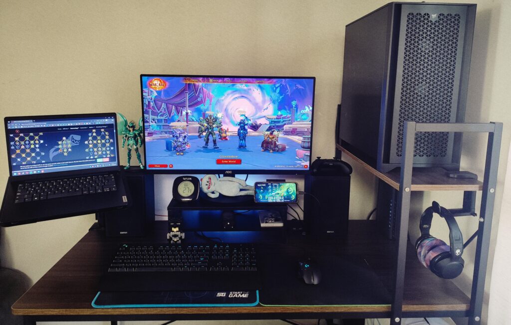 The simplest battlestation!