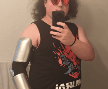 First time posting a cosplay online. I'm so happy with how it came out.