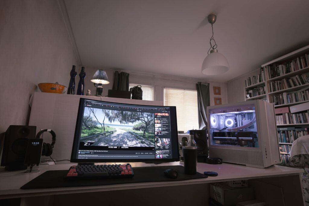 My battlestation + photography post process station.