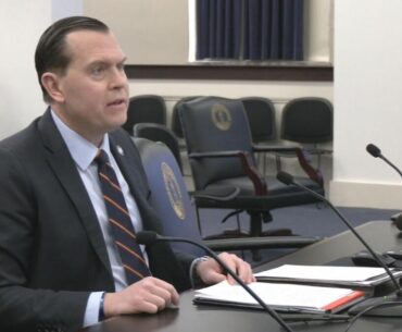 Kentucky AG calls Roblox a 'playground for predators' in lawsuit against gaming platform | Local News