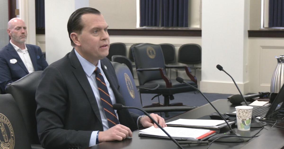 Kentucky AG calls Roblox a ‘playground for predators’ in lawsuit against gaming platform | Local News Kentucky AG calls Roblox a 'playground for predators' in lawsuit against gaming platform | Local News