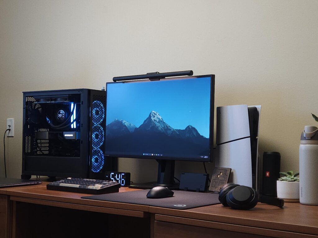 My first dorm setup