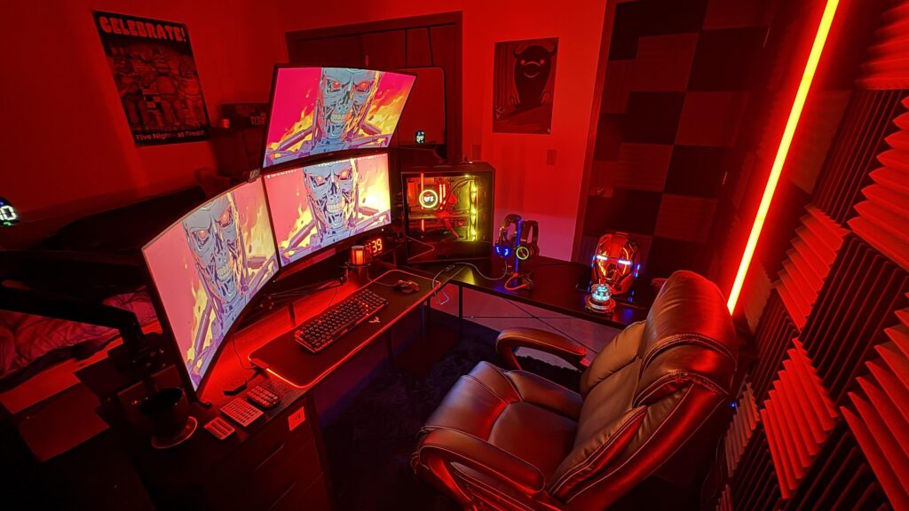 Apartment Battlestation and Separate Virtual Reality Room