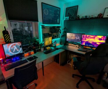 Retro-futuristic corner  - Main rig + twin LAN PCs
