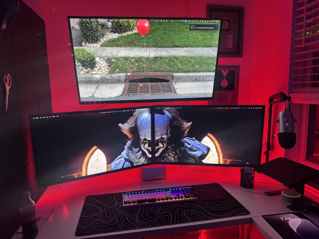 Happy Halloween!! (Anyone else want to show off a Halloween battlestation?)