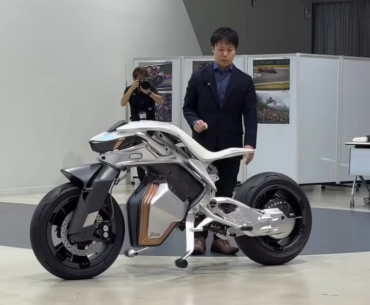 This Yamaha self balancing bike.