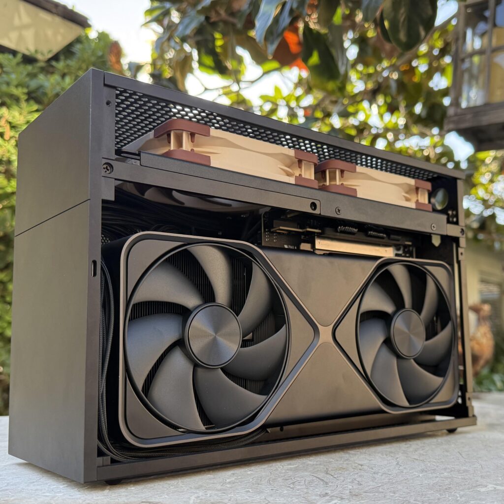 RTX 5090FE 9800x3D FormDT1