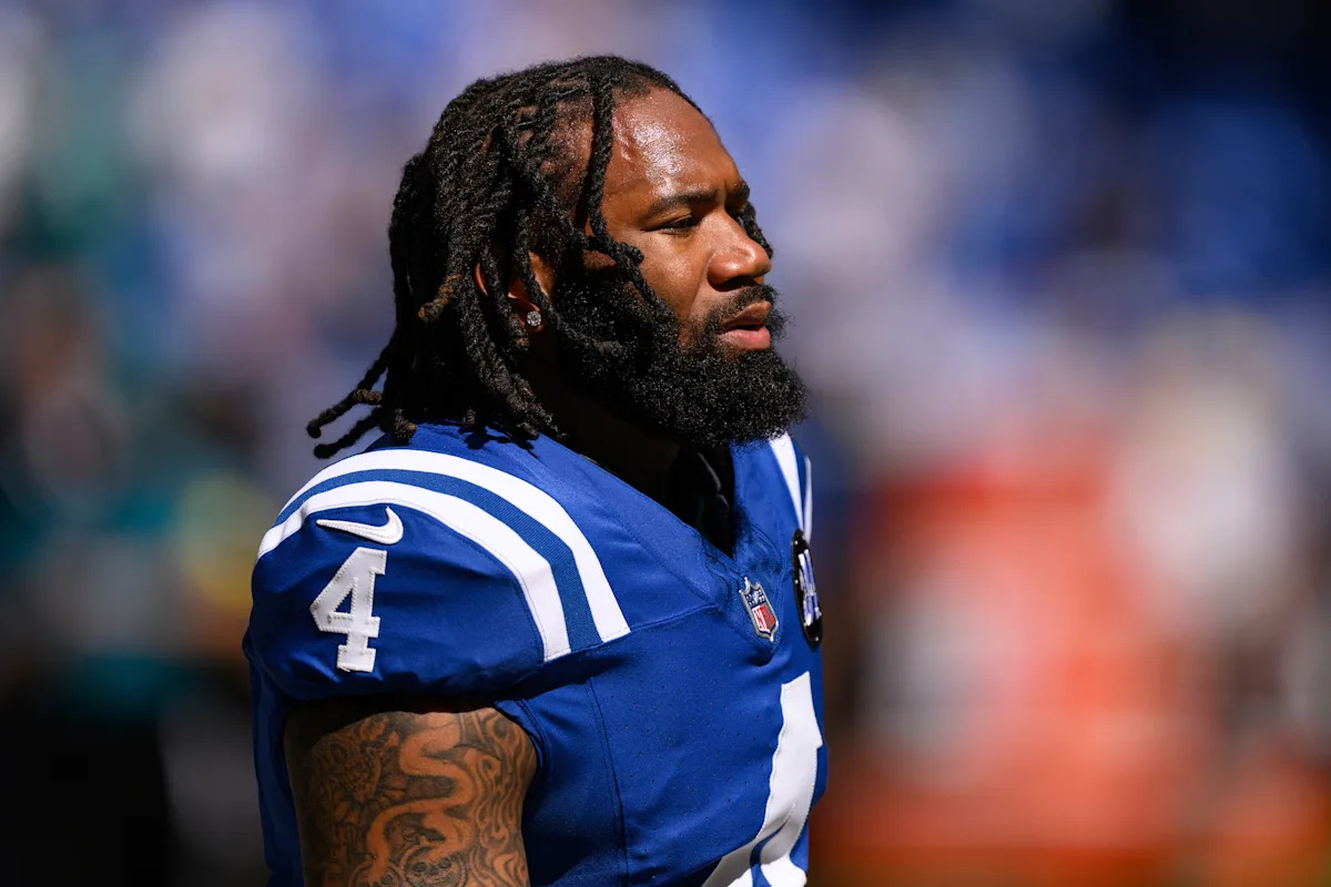 Colts CB Xavien Howard retires four games into season, says he wants to prioritize his family Download app from appStore
