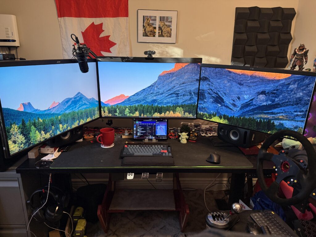 Cable management check! Monitors can slide forward worry free