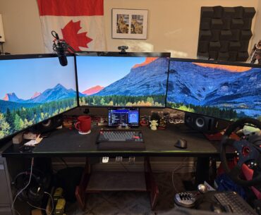 Cable management check! Monitors can slide forward worry free
