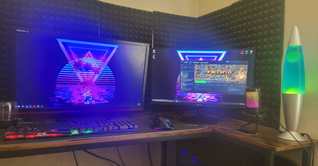 My second monitor finally came in, what yall think?