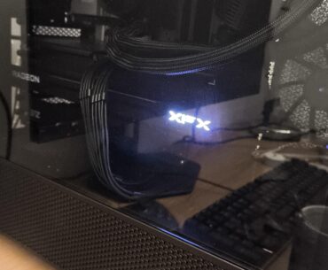 Urgent - I read somewhere that enabling auto overclock of the cpu in adrenaline wasn't particularly good but not dangerous so I activated it and now after restarting the pc won't turn on.