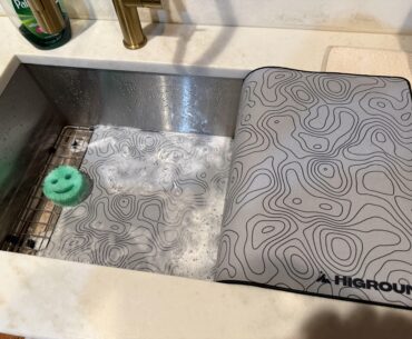 Does anyone else clean their mouse pad like this? Lol