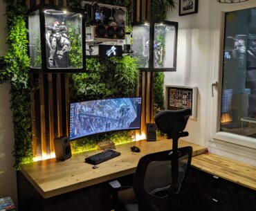 After taking some inspiration from you guys, my battlestation is finally done 🤖