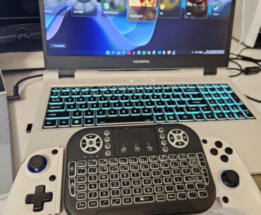 Gamepad keyboard trackpad combo for couch PC Gaming