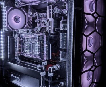 Did I win lotto with this 5070ti? +475mhz @55°C under water