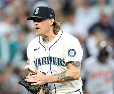 Seattle Mariners Gabe Speier ALDS Game 2...