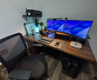 My minimalist dual-monitor dual setup