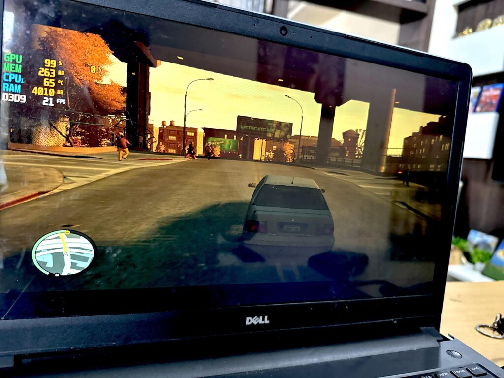 You guys flex your high-end PC, while me stuck with this since eight years