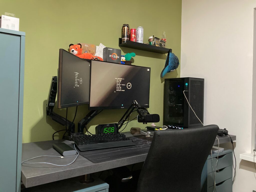 Rate my battlestation