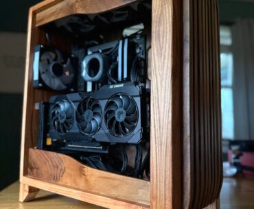 Walnut ASUS/Corsair build