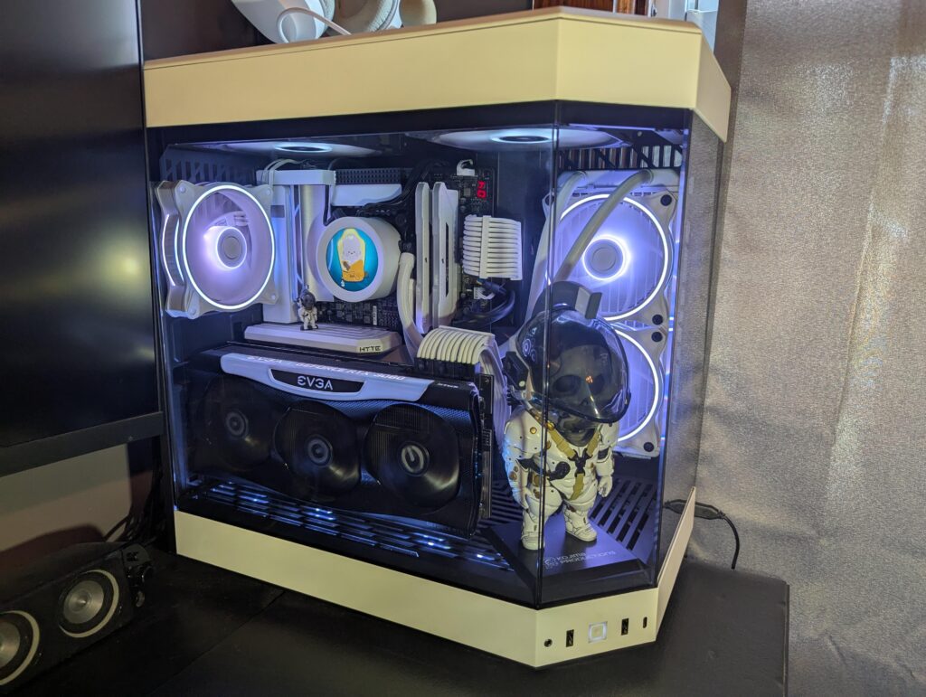 It's an older build, but I finally found a Ludens to tie it together