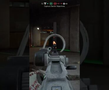 The intensity of battle | #deltaforce #gamingshorts #Ps5 #fps #fpsgames #fpsgaming