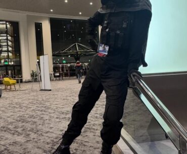 Wanted to share my Azrael cosplay from last weekend. One of my favorite skins