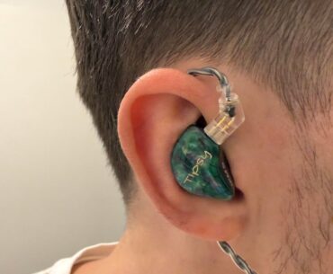 Gaming with IEM, never wireless again. F Insane!