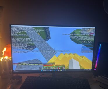 Looking for friend to Play minecraft with