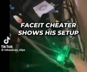 A cheater shows his set-up for Faceit