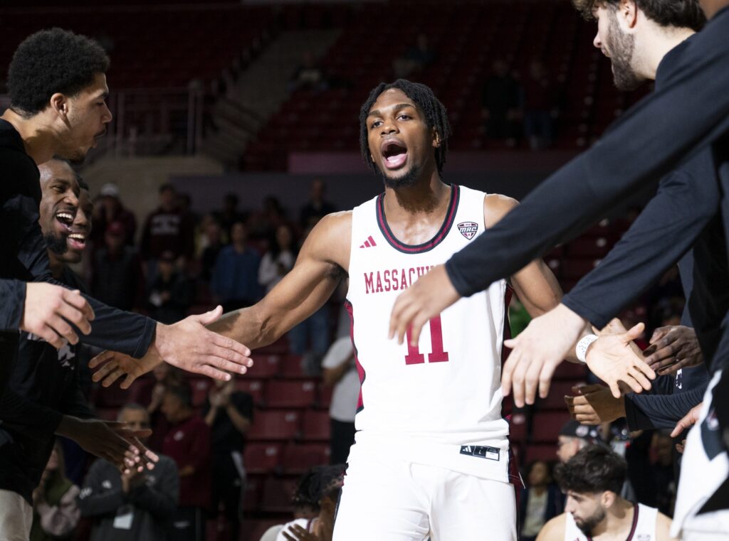 UMass basketball looks to build momentum with upcoming games at Mullins