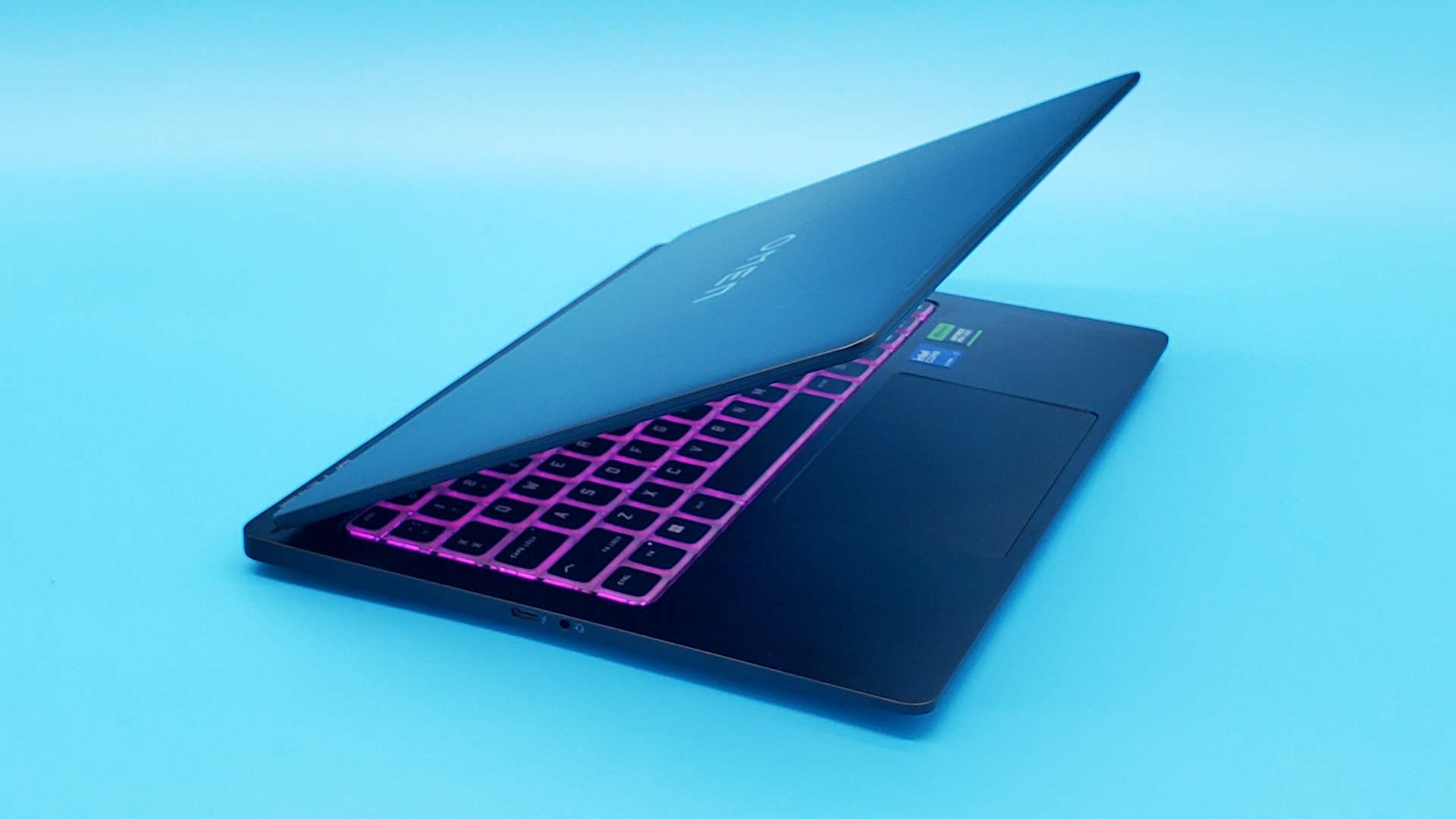 HP Omen Transcend 14