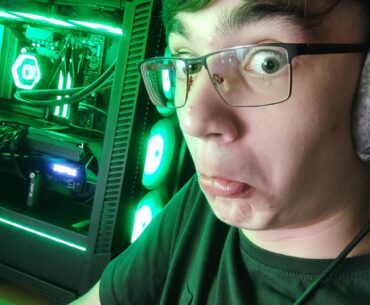 Dad downgraded back to his 6900 XT that was previously in my PC and gave me his 9070 XT because he thinks my specs will take advantage of the GPU better.