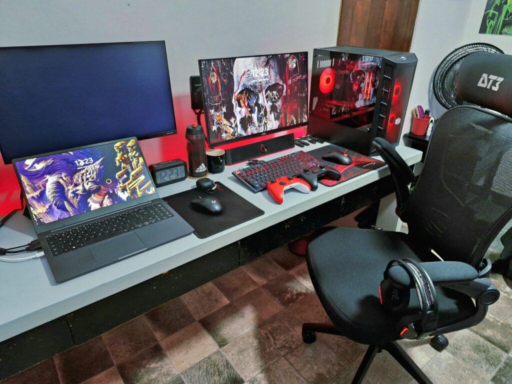 My battlestation! The place where I play games and try to study as well.