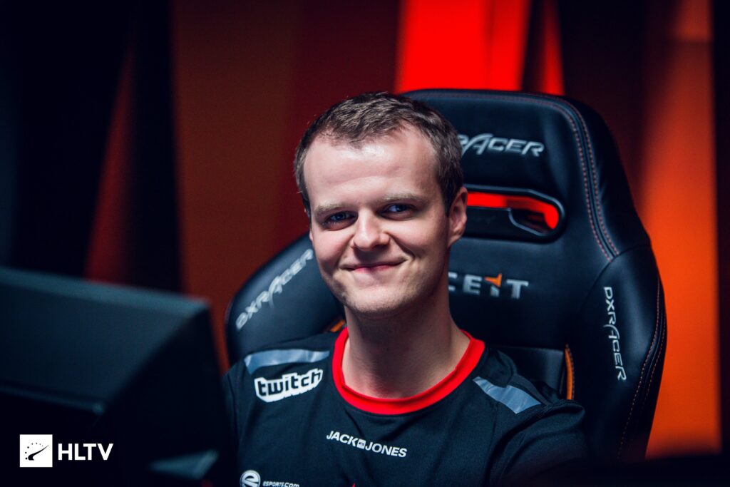 Where does Xyp9x rank in CS history?