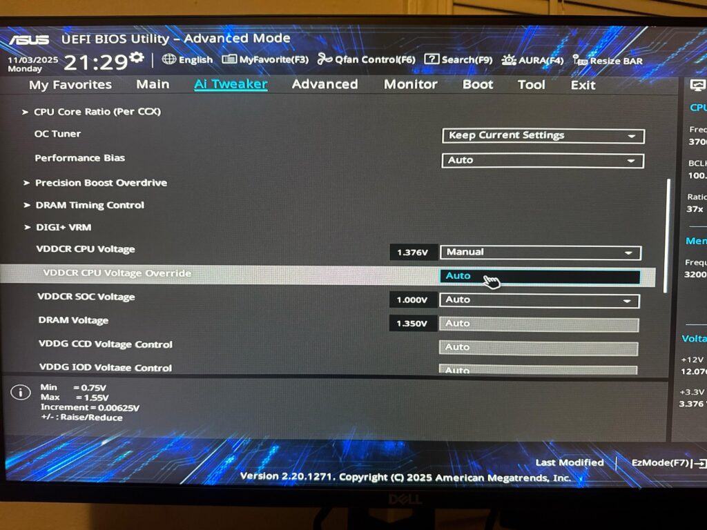 Voltage in bios Voltage in bios