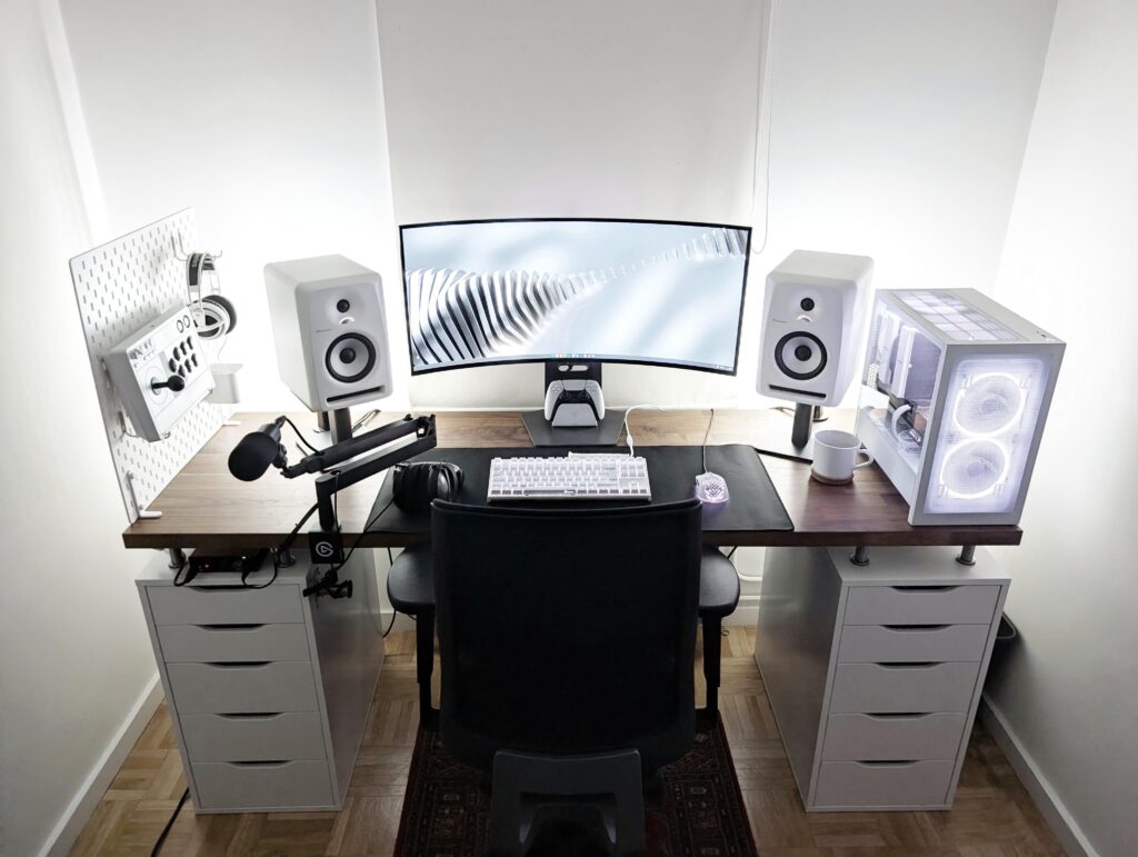 My Bright Little Studio