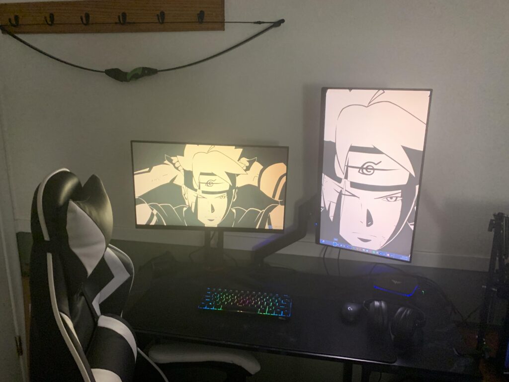 My Setup i actually use a mini pc..