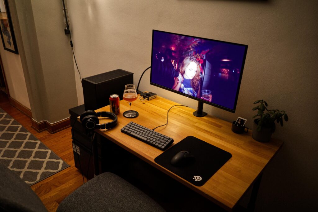 Buzz station