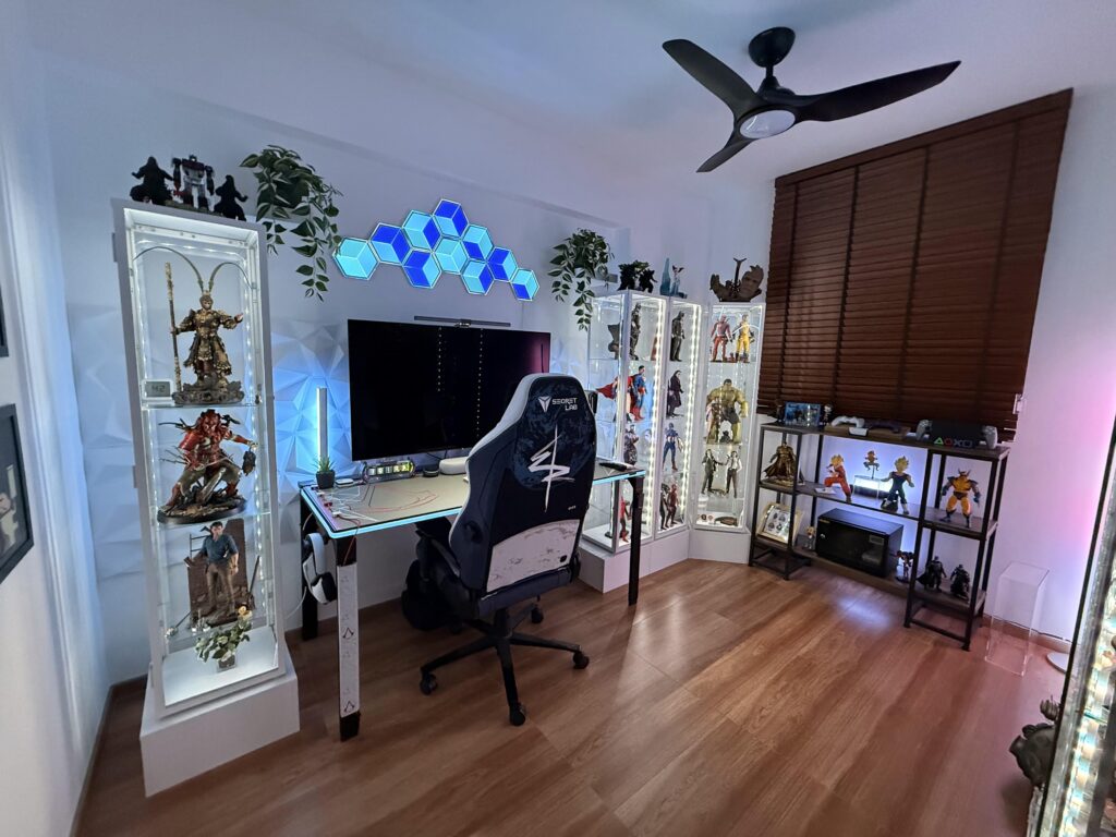 My Little Sanctuary – Gaming & Collectibles Setup