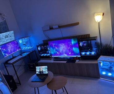 Matching black and white PCs… bc why not