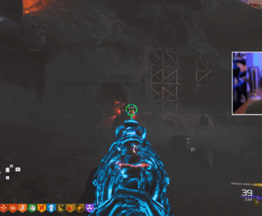 BO7 HUD with almost everything turned off via: Noah's stream