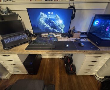 Want to do something with the back wall and mount my old monitor somewhere too