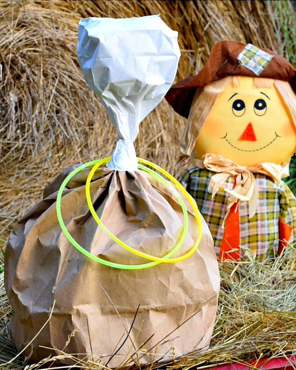 thanksgiving games turkey leg ring toss