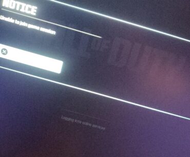 Is anyone else having problems logging into [WZ]?