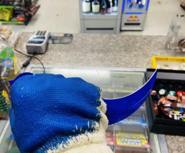 Guys how is my IRL Glove/Knife Combo?