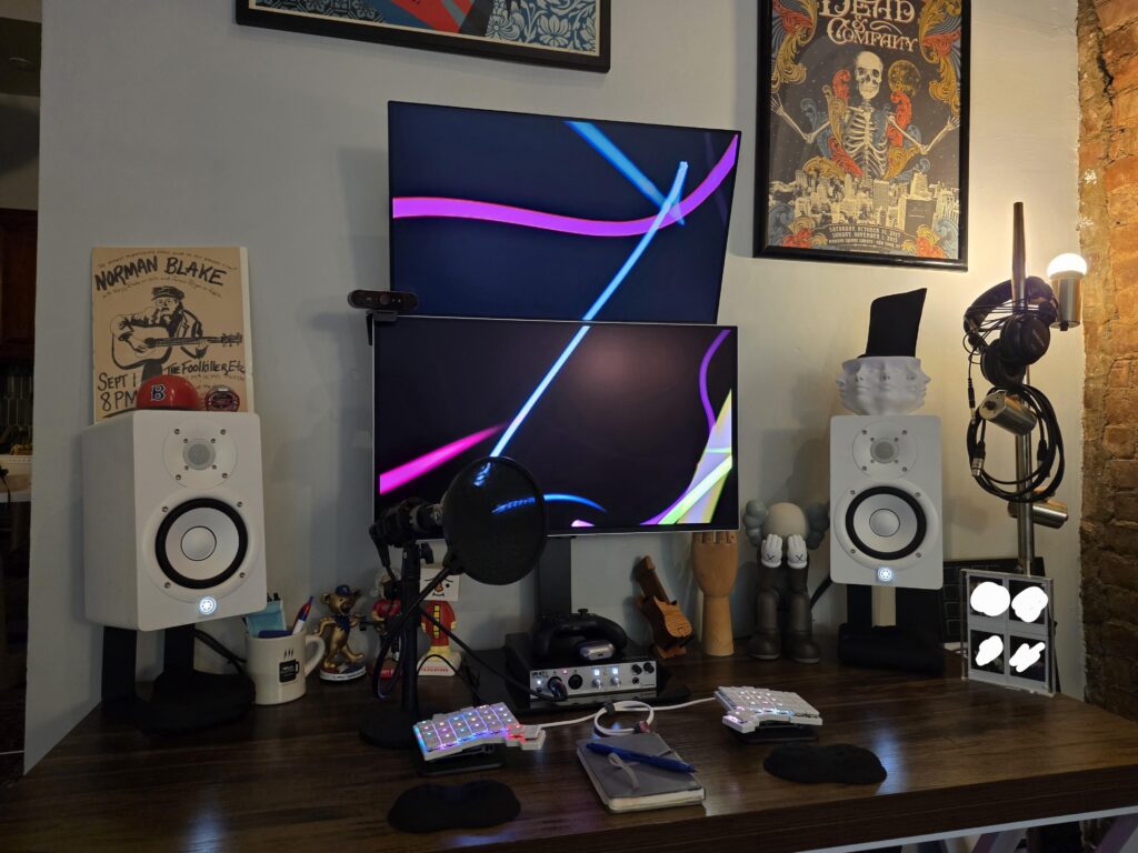 ZSA Voyager is the certerpiece of my setup! Always taking suggestions.